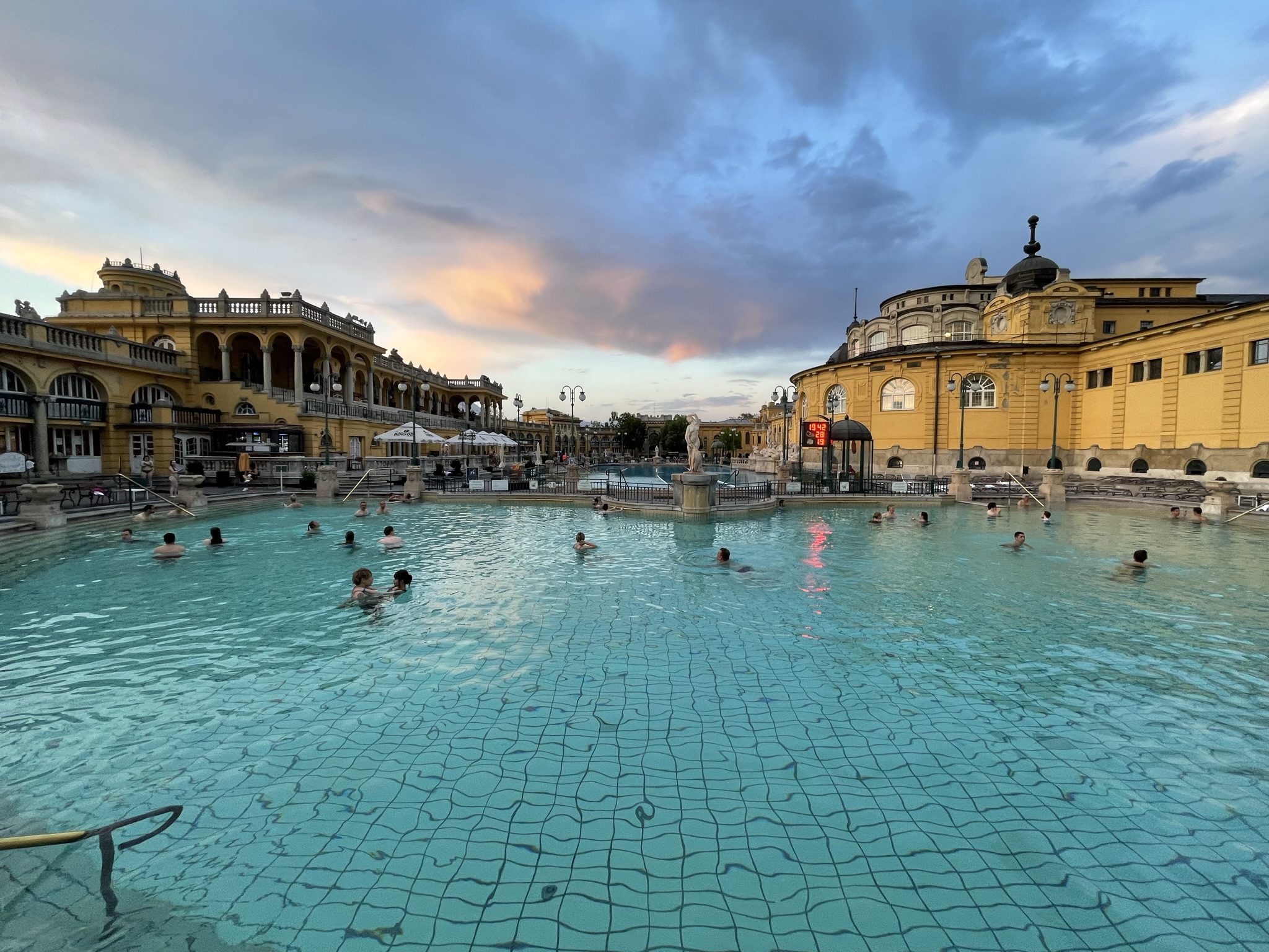 Photo of the thermal baths at Budapest